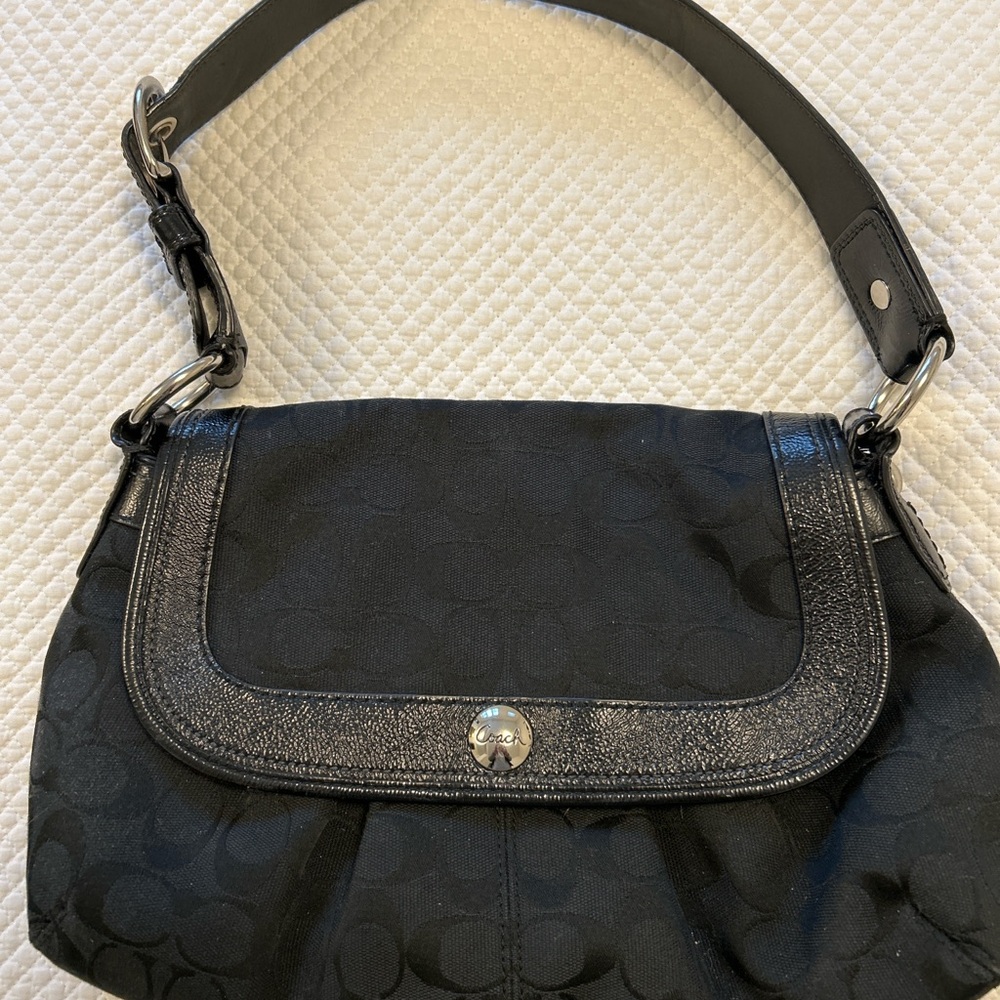Coach Black Shoulder Bag with Flap Closure